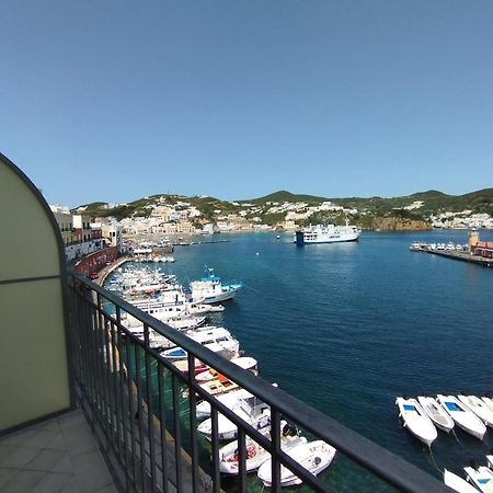 Locanda Mari Понца Екстер'єр фото