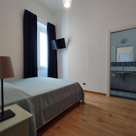 Locanda Mari Понца Екстер'єр фото