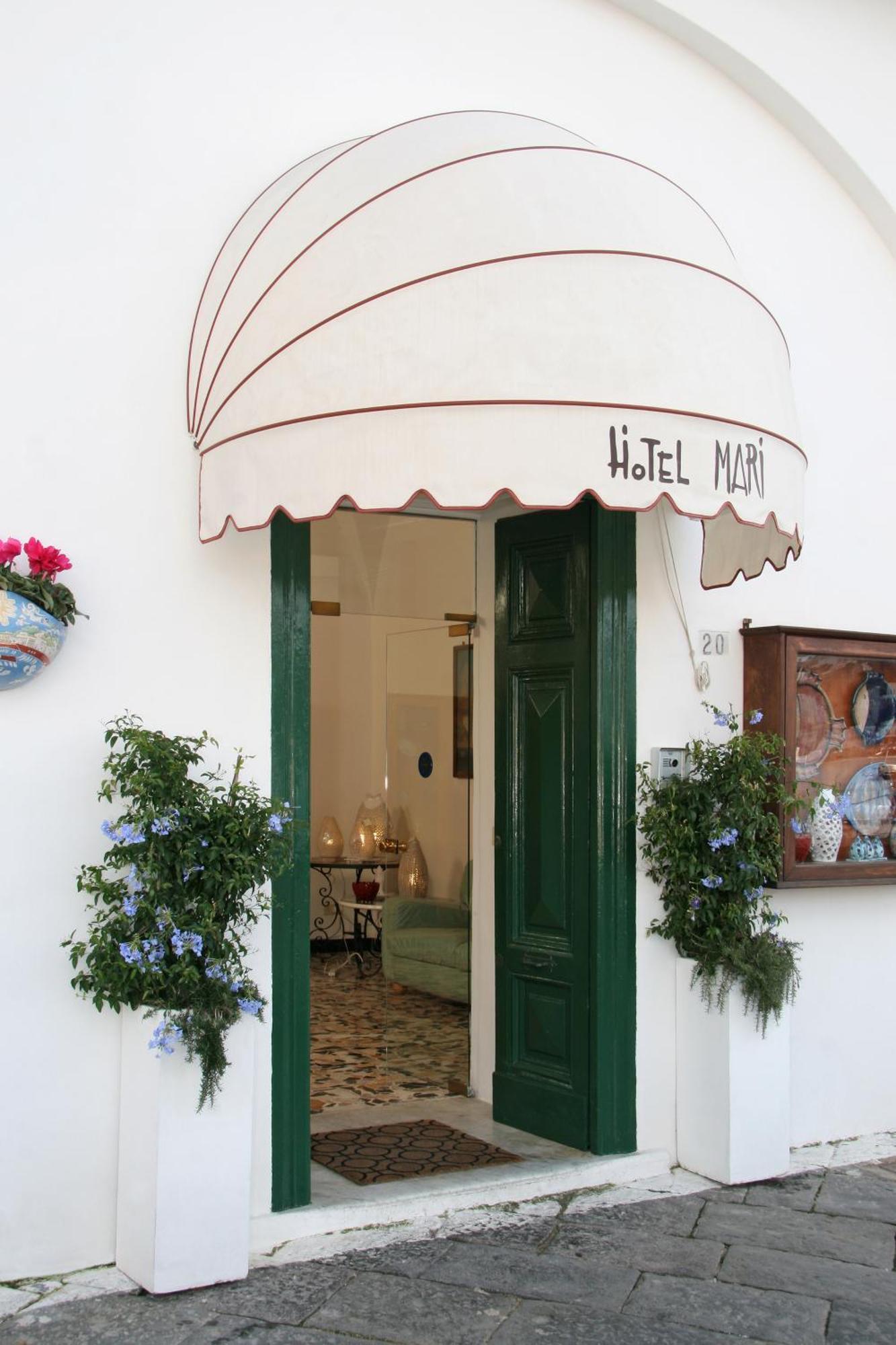 Locanda Mari Понца Екстер'єр фото