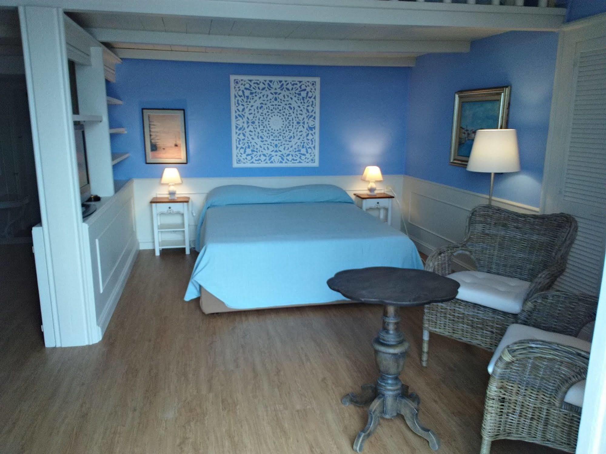 Locanda Mari Понца Екстер'єр фото