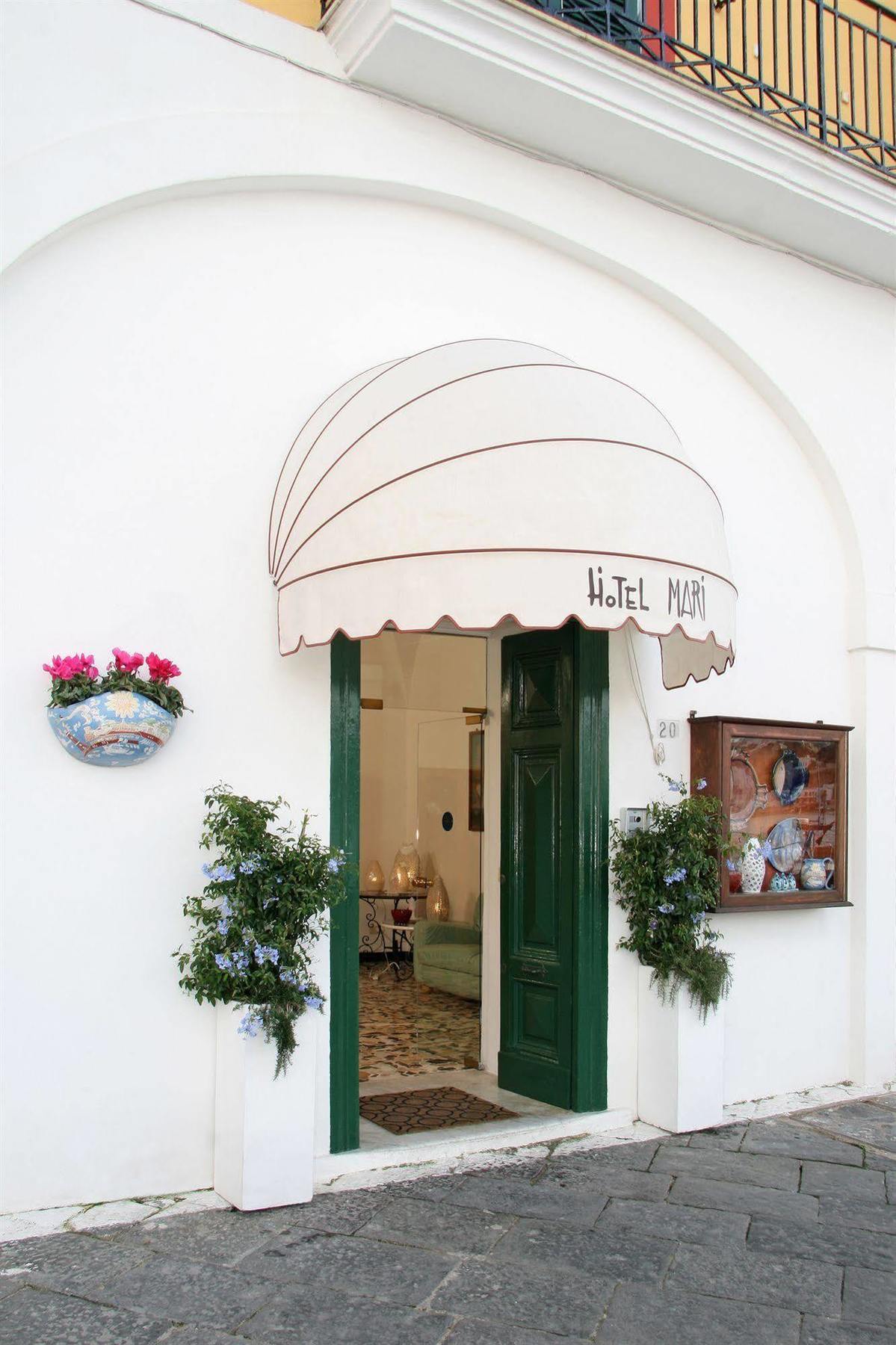 Locanda Mari Понца Екстер'єр фото